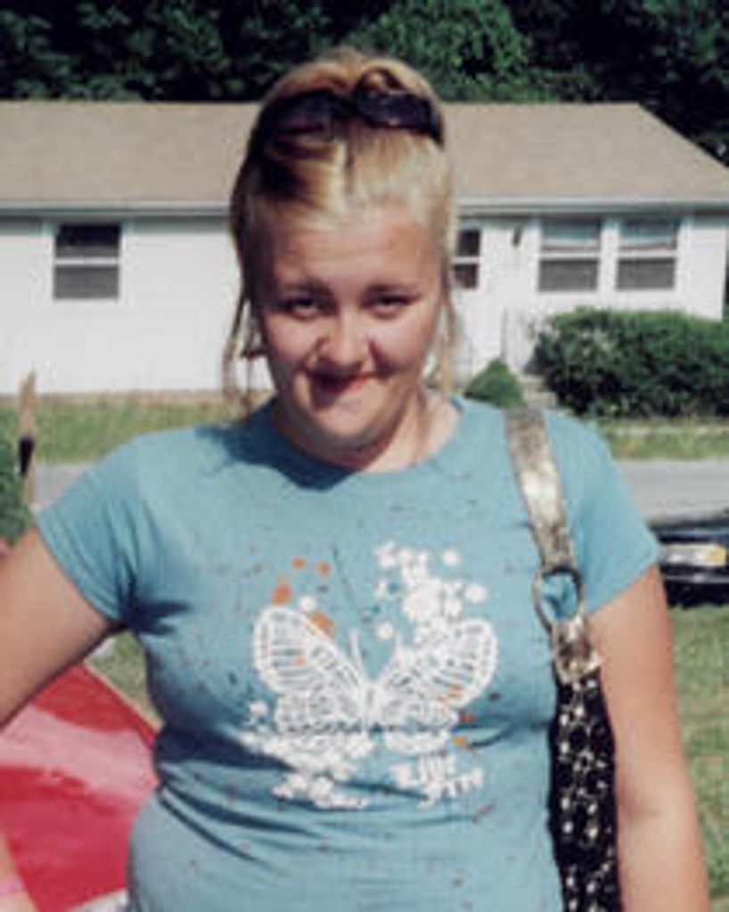 Nichole Moneke "Nikki Mo" Buffington