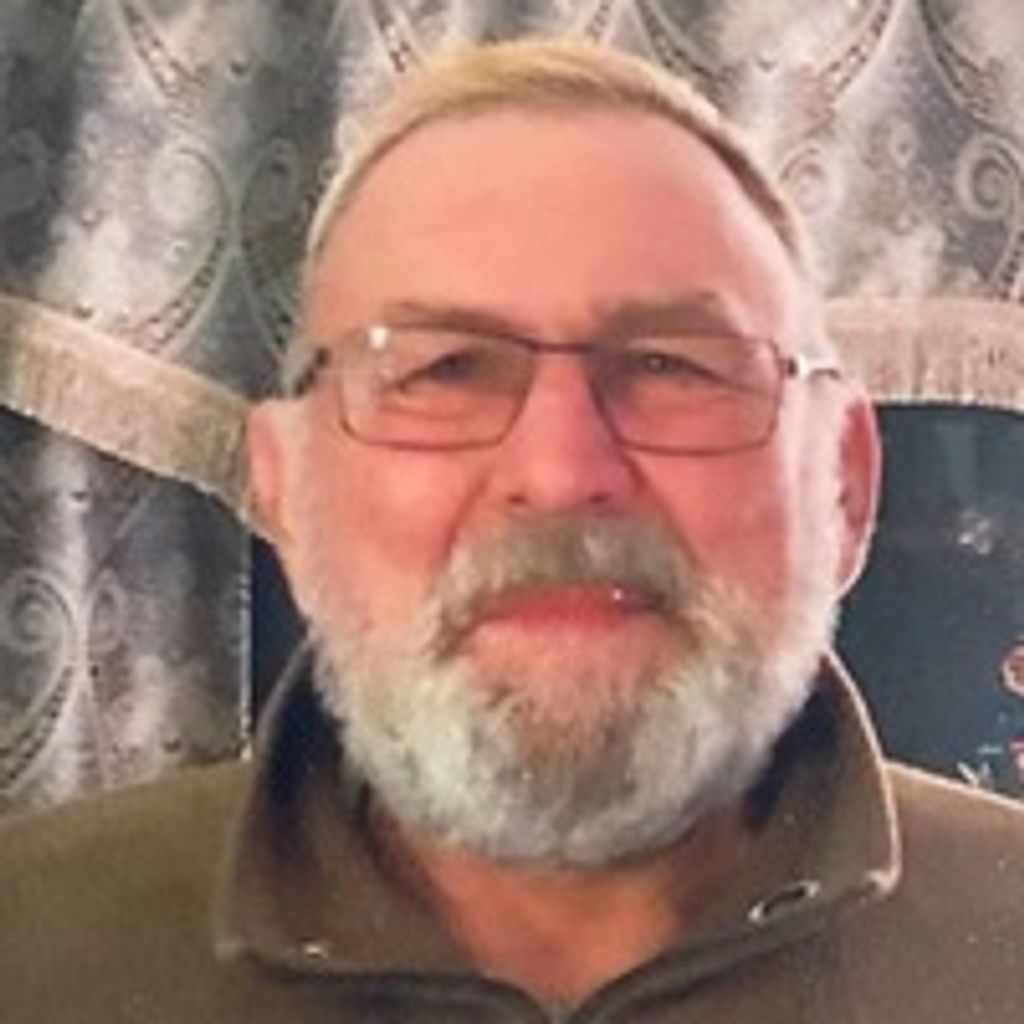 Clinton Dessenko Profile Photo