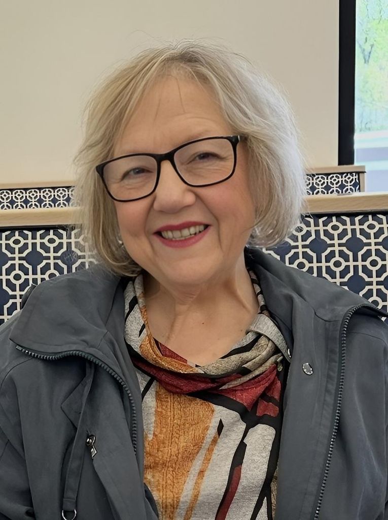 Karen Reidhar Profile Photo