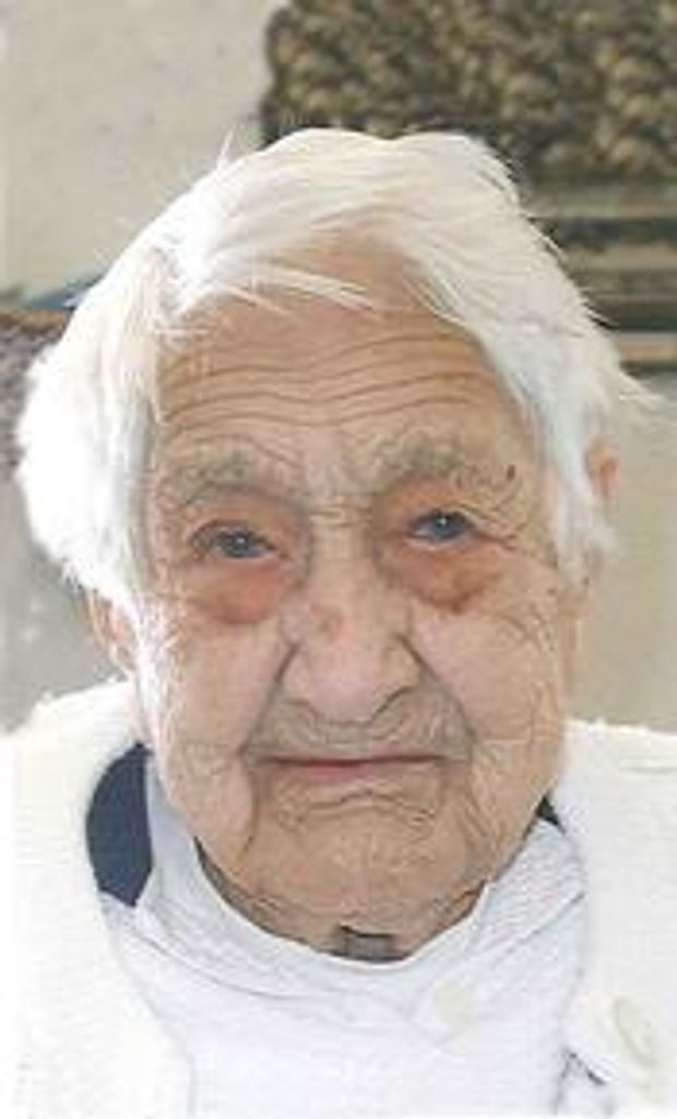 Eva Grosz