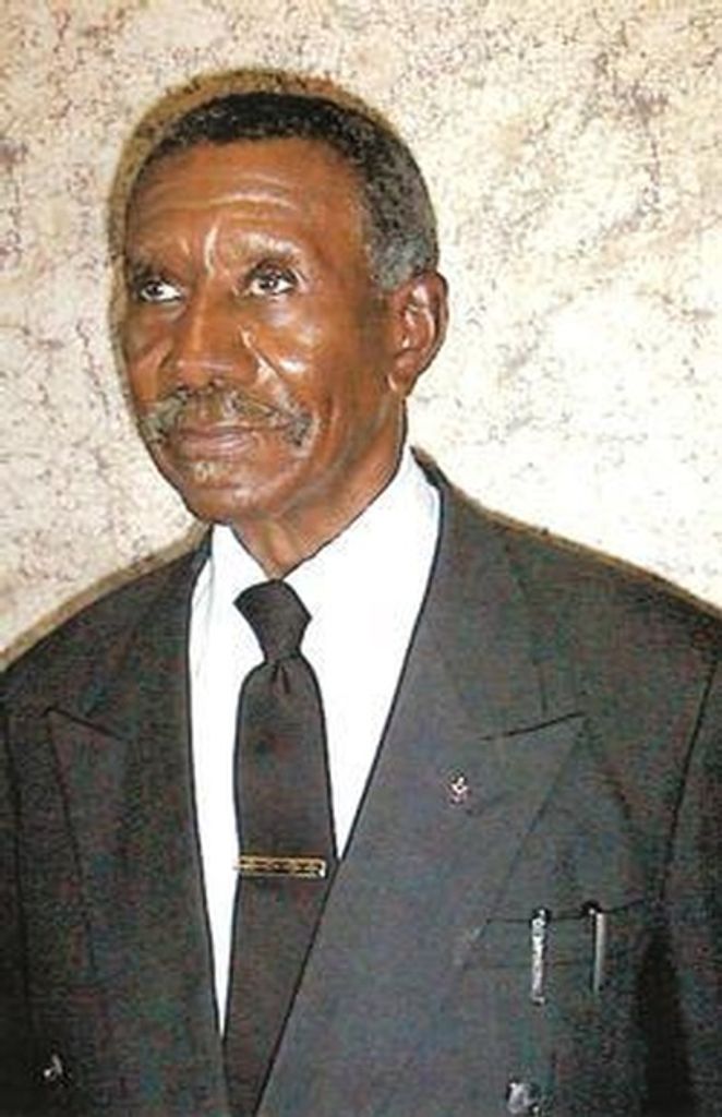 Deacon Elias "Curly" Simmons