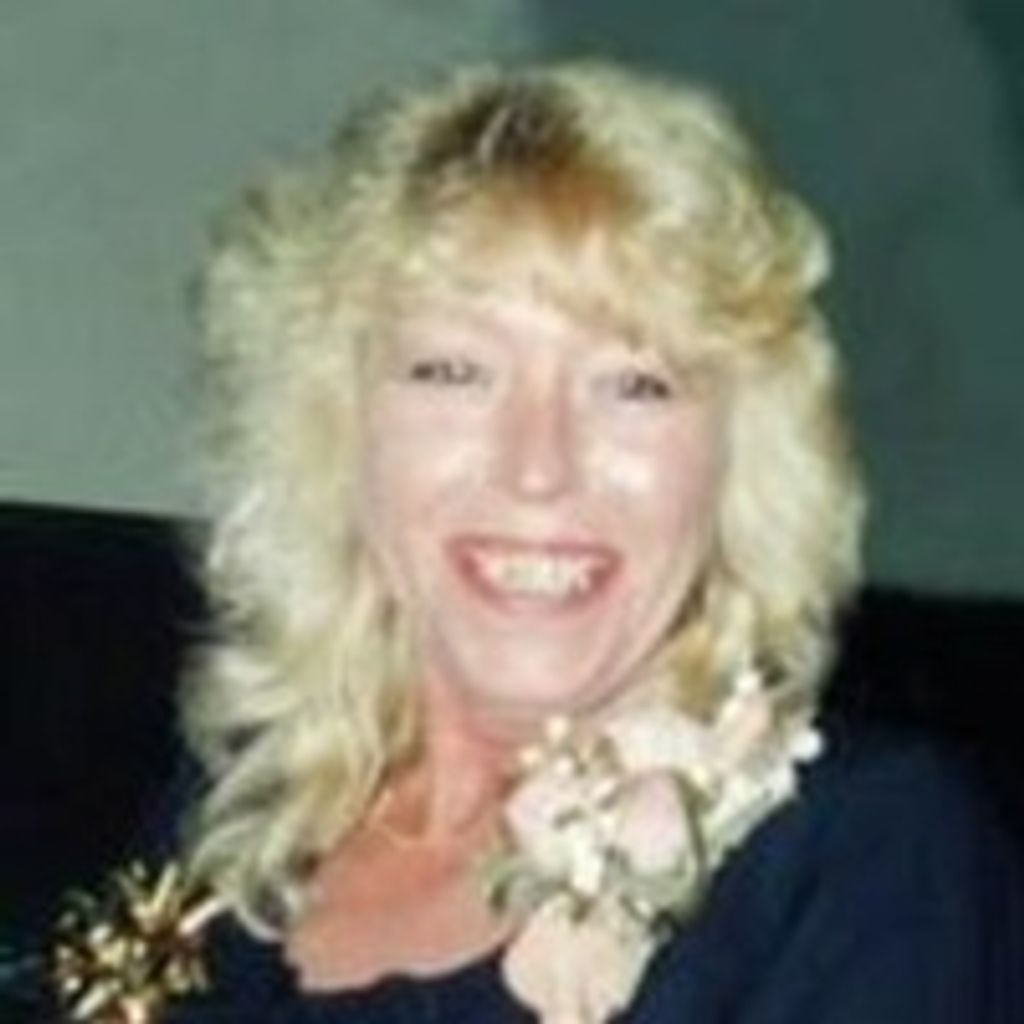 Caroline C Niesen