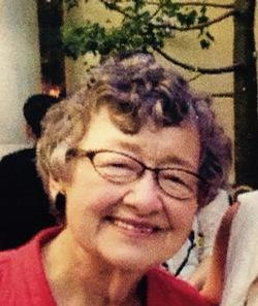 Evelyn Petr Bitz