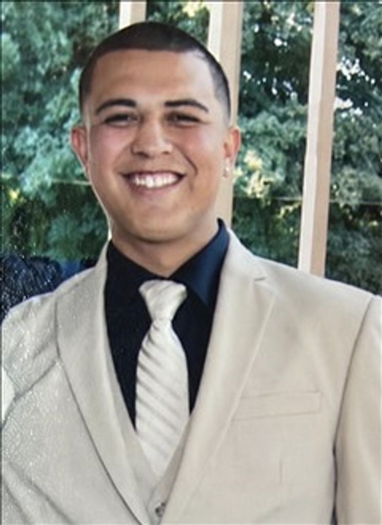 David Cervantes Profile Photo