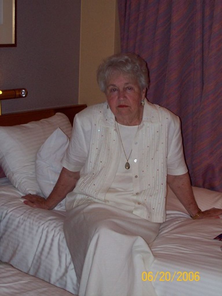 Nell Jean Holland Stokes