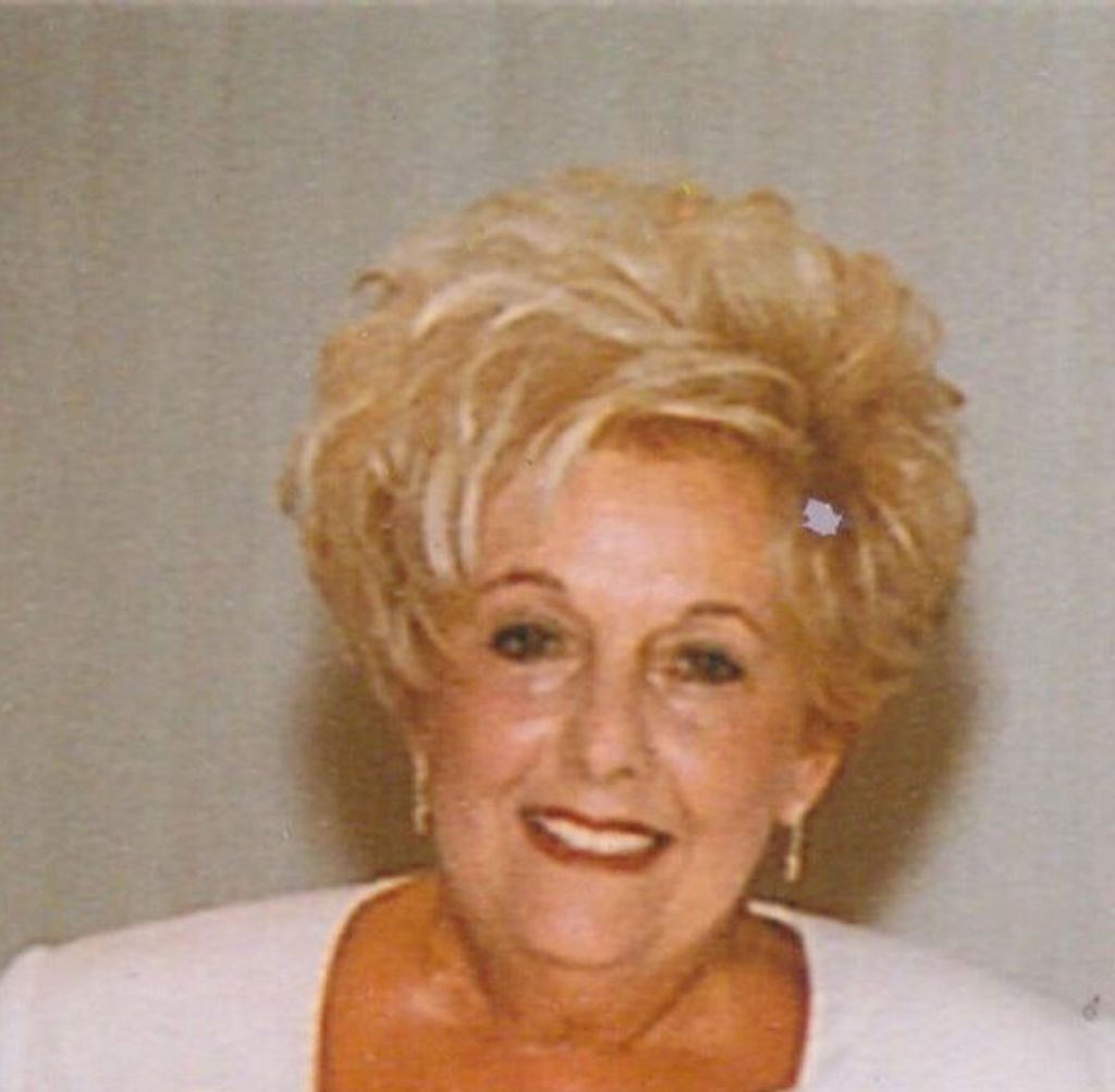 Rosann (Chamberlain)  Maiello