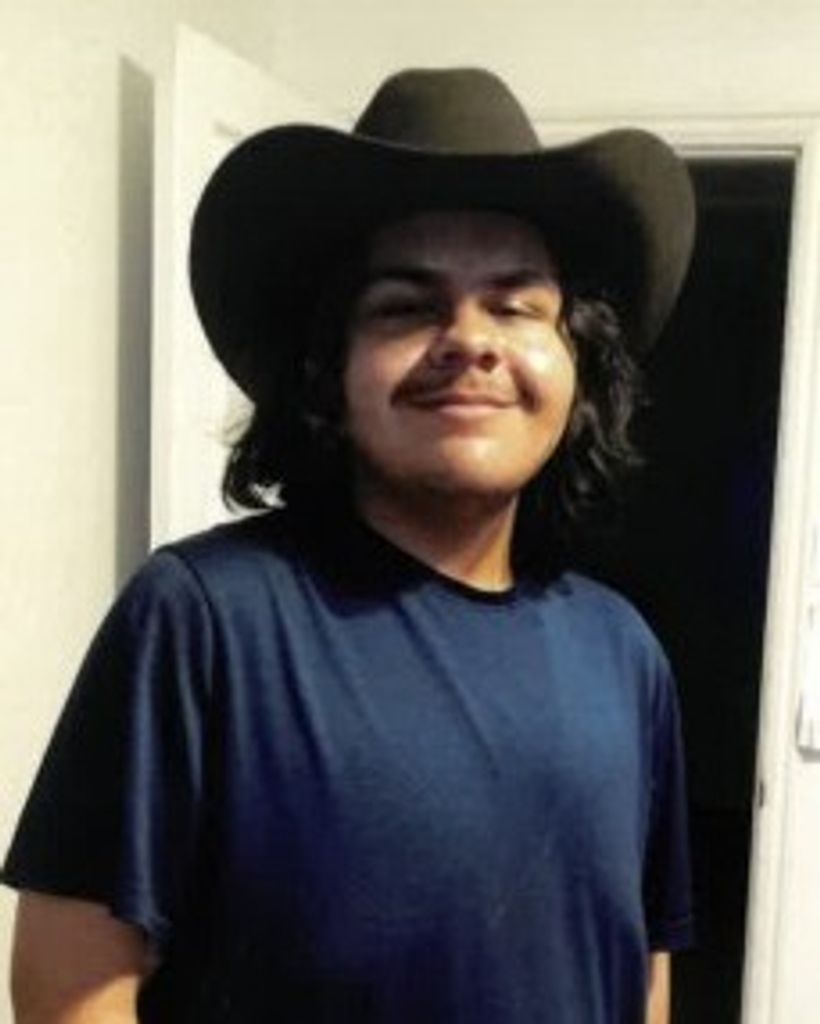 Dominic Tyler Hess Profile Photo