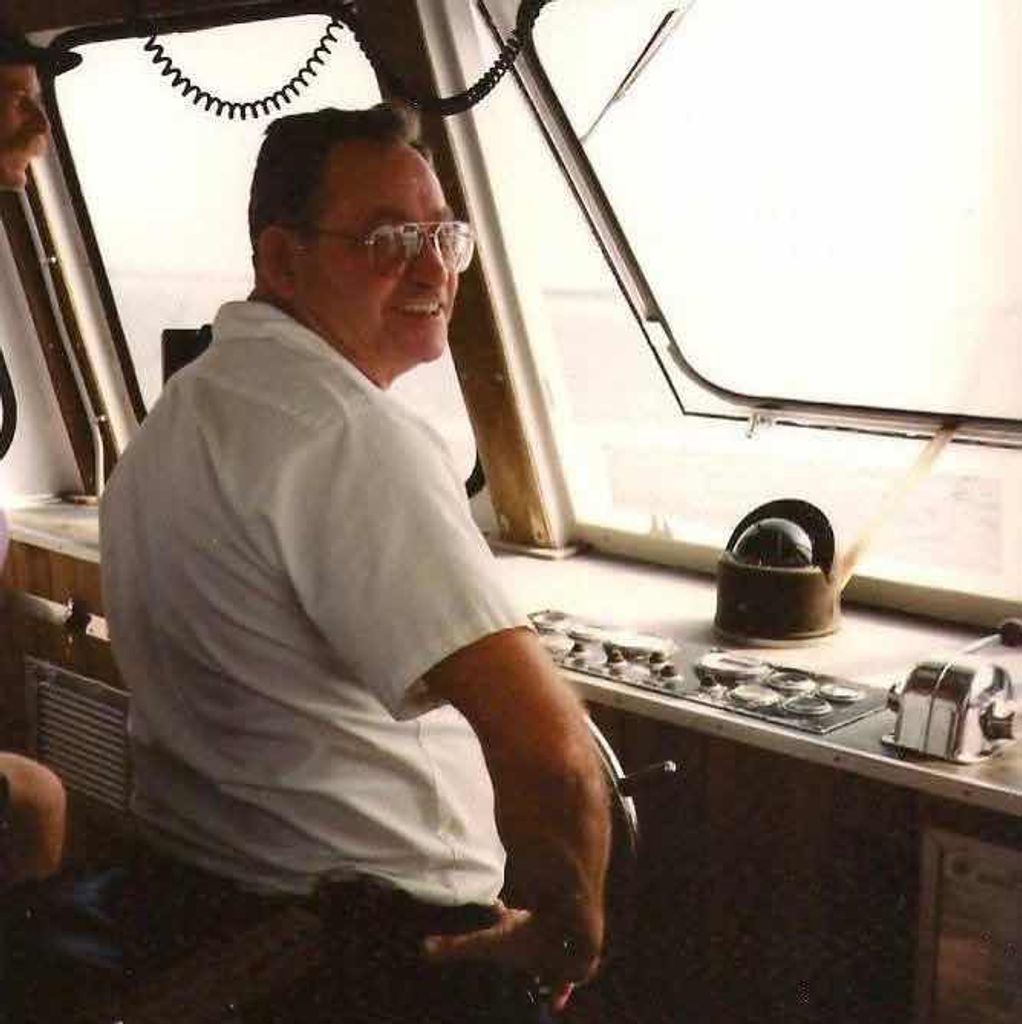 Robert Jacob Stone Profile Photo