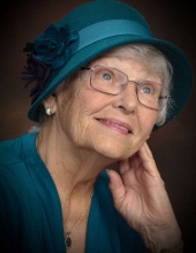 Marlene  Lavon Wiedenhoff