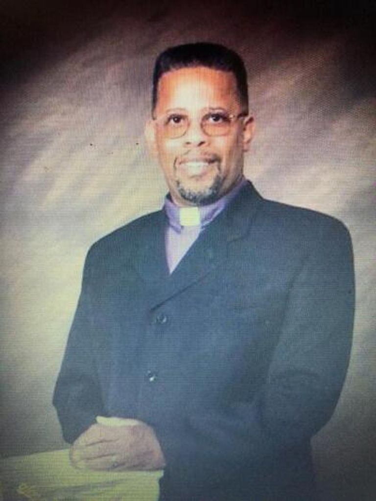 Bishop Ellis M Davis, Sr. Profile Photo