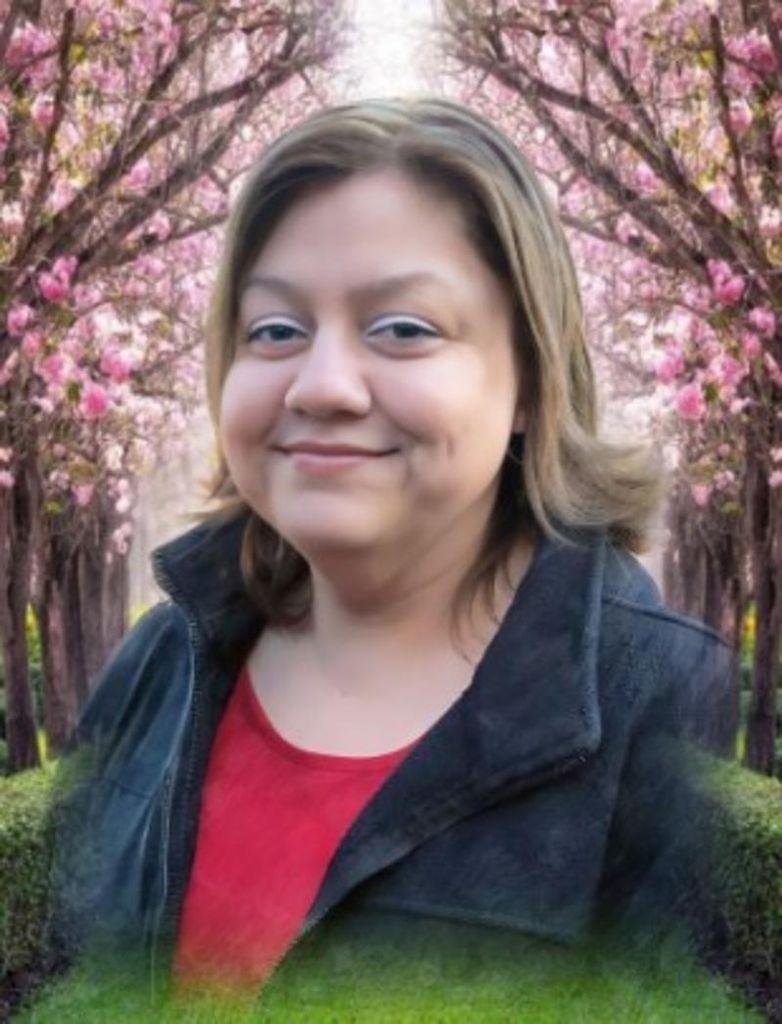 Maria "Lore" Escalante Profile Photo