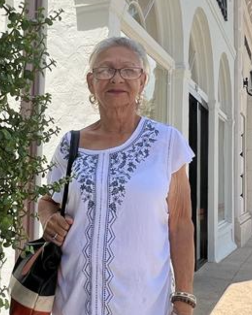 Gladys Gomez Profile Photo
