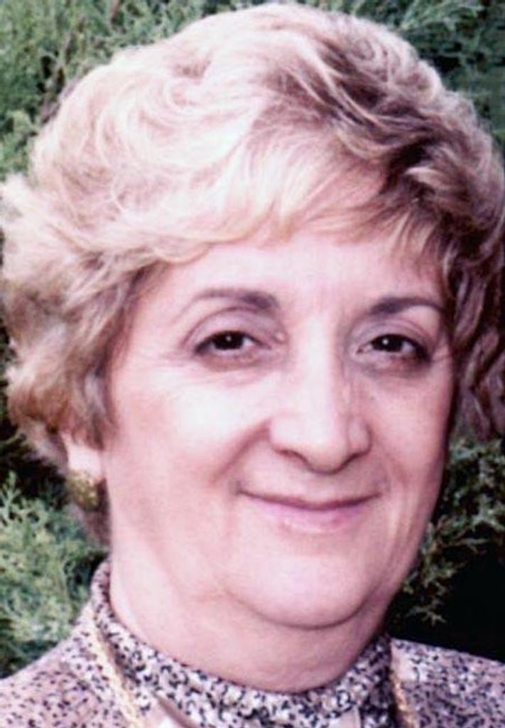 Antoinette Mauro-Mola