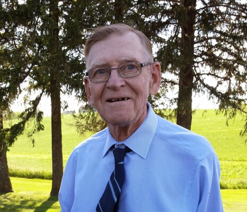 Earl G. Straka Profile Photo