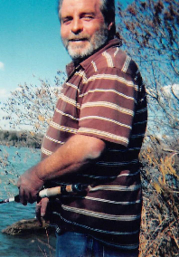 Kenneth Davis Profile Photo