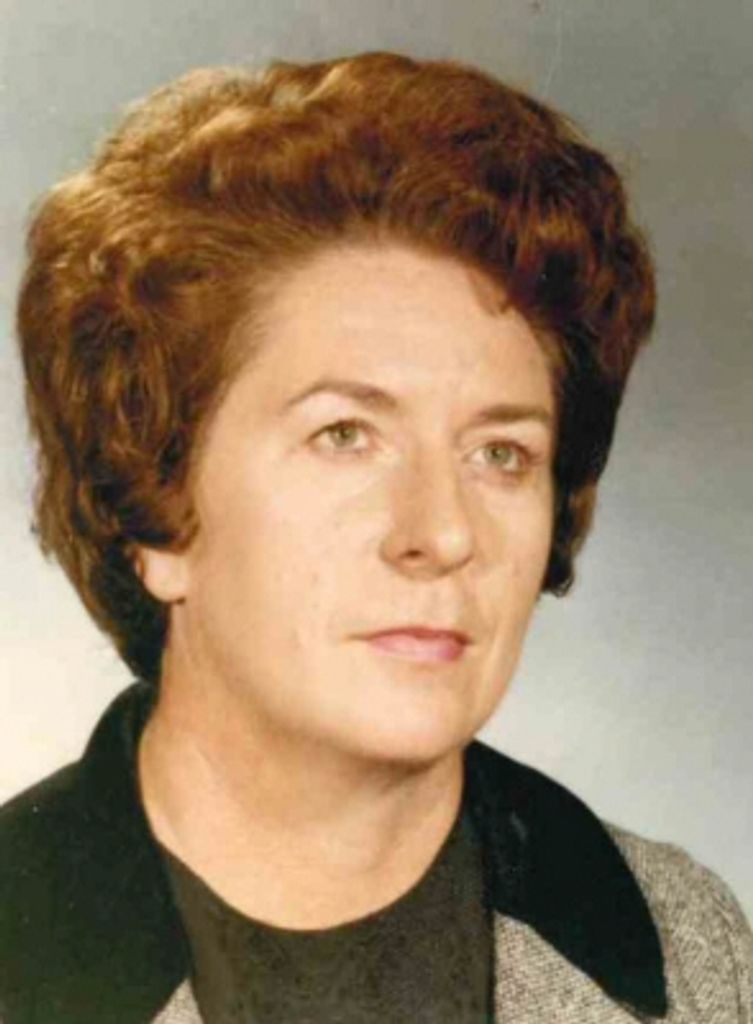 Beverly Ruth Hinze