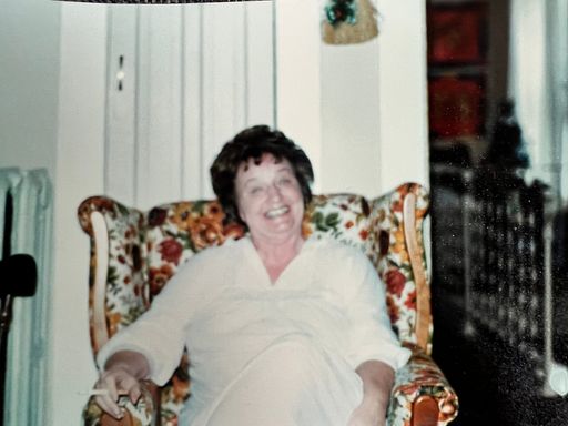 Mary Ann Campbell photo gallery thumbnail 4 of 137