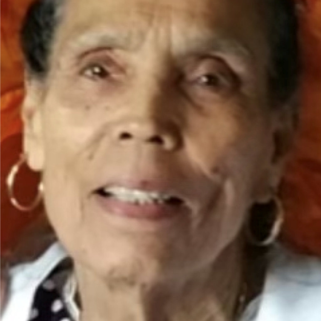 Esther Reyes