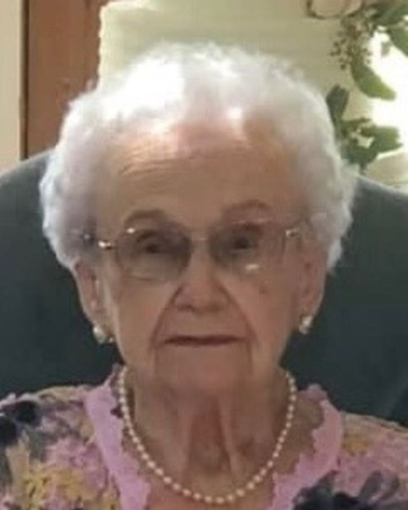 Julia Lee White Profile Photo