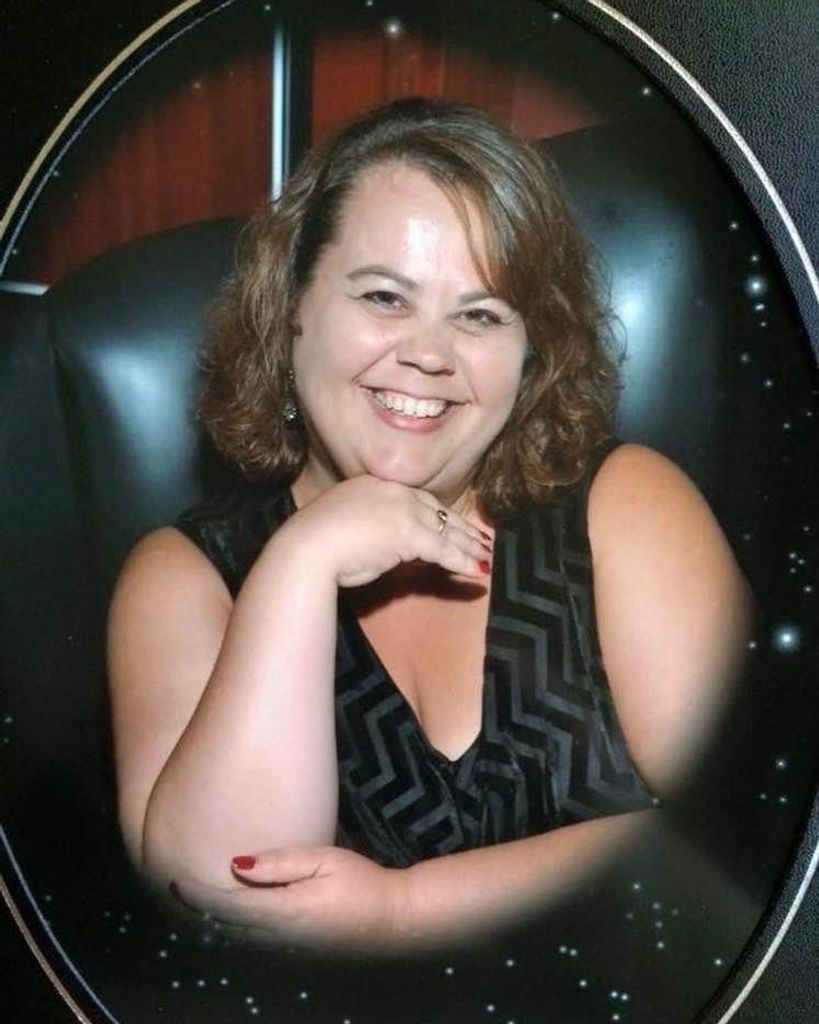 Gretchen Lynn Walker