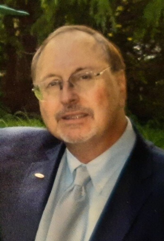 Walter "Bud" Lee Bradley