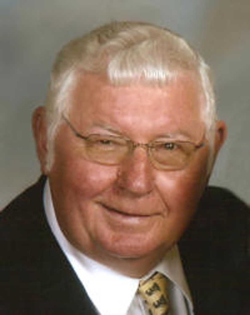 Albert G. “Tossie” Becker Profile Photo