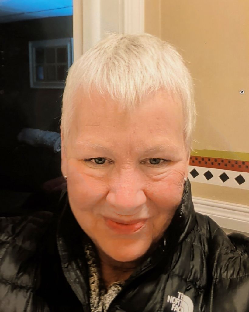 Leslie Mackie Profile Photo