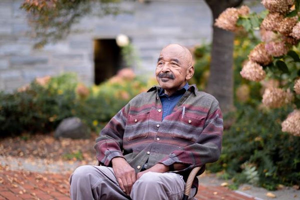 Robert Earl Washington