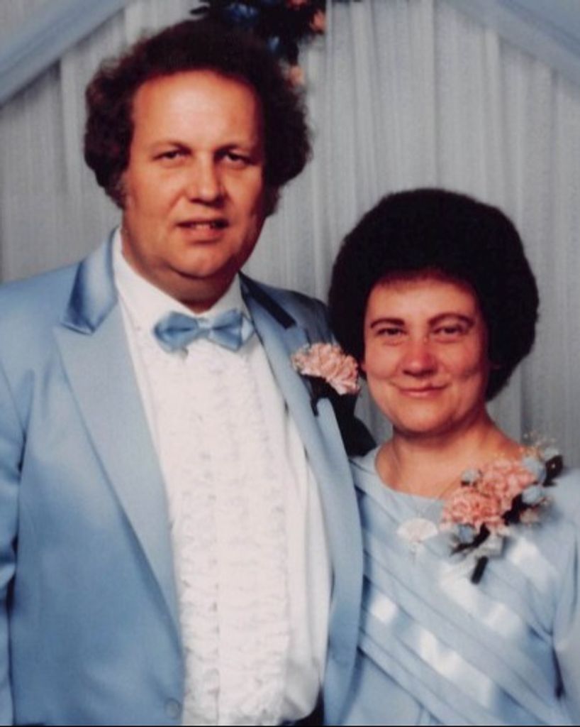 Joyce Lynn Van Grol