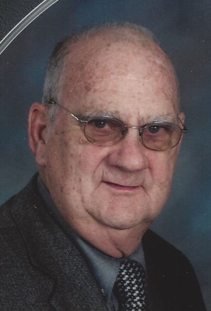 Robert E. Roth Profile Photo