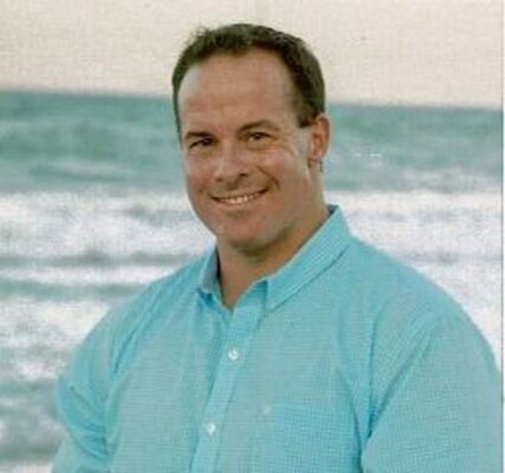 Ryan Christopher Wood Md