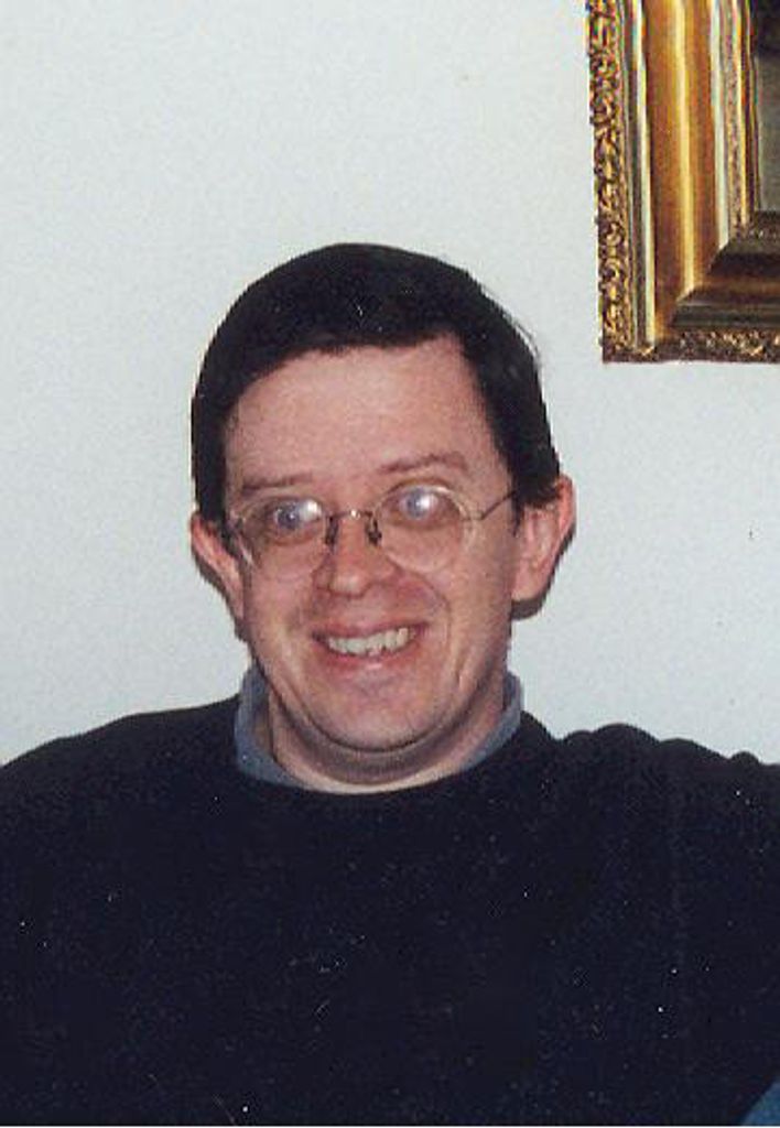 Michael Lewis Profile Photo