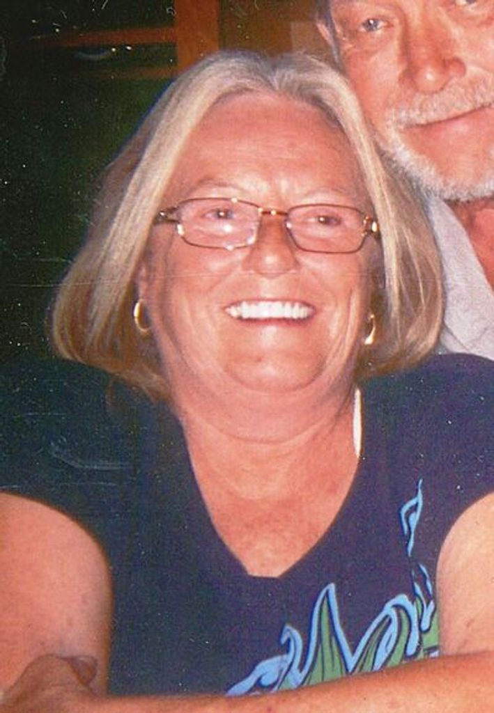 Diane Lynn Johnson Profile Photo