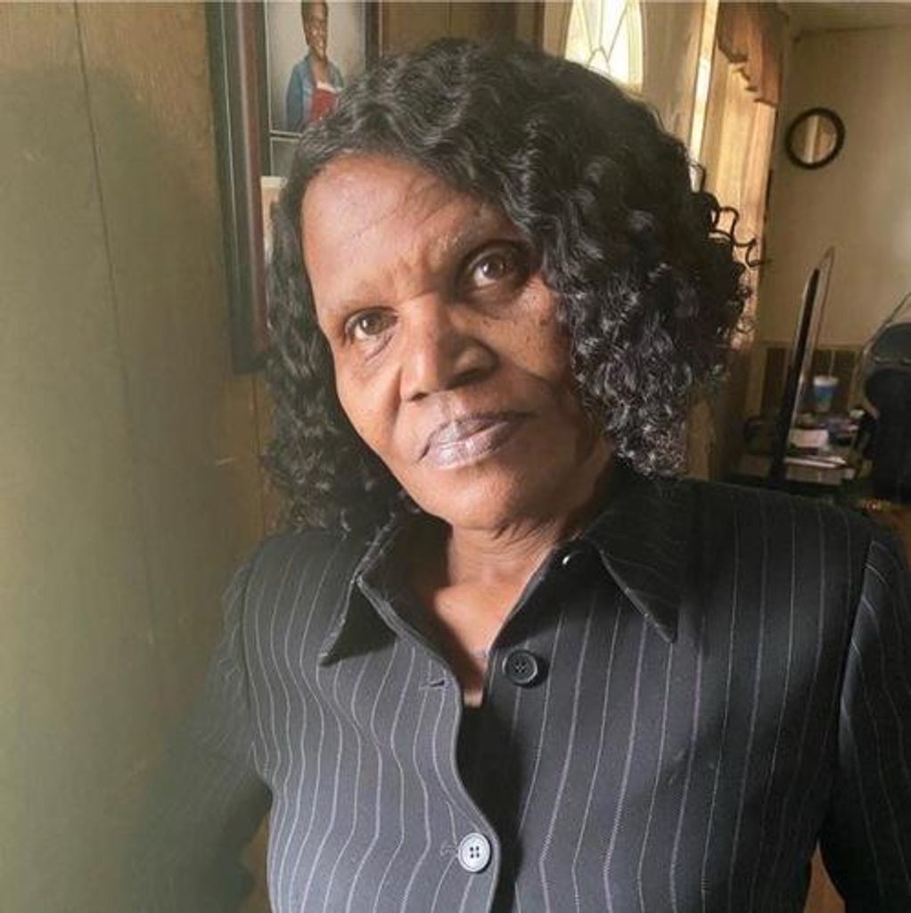 Vanessa (Stevens) Holloway Profile Photo