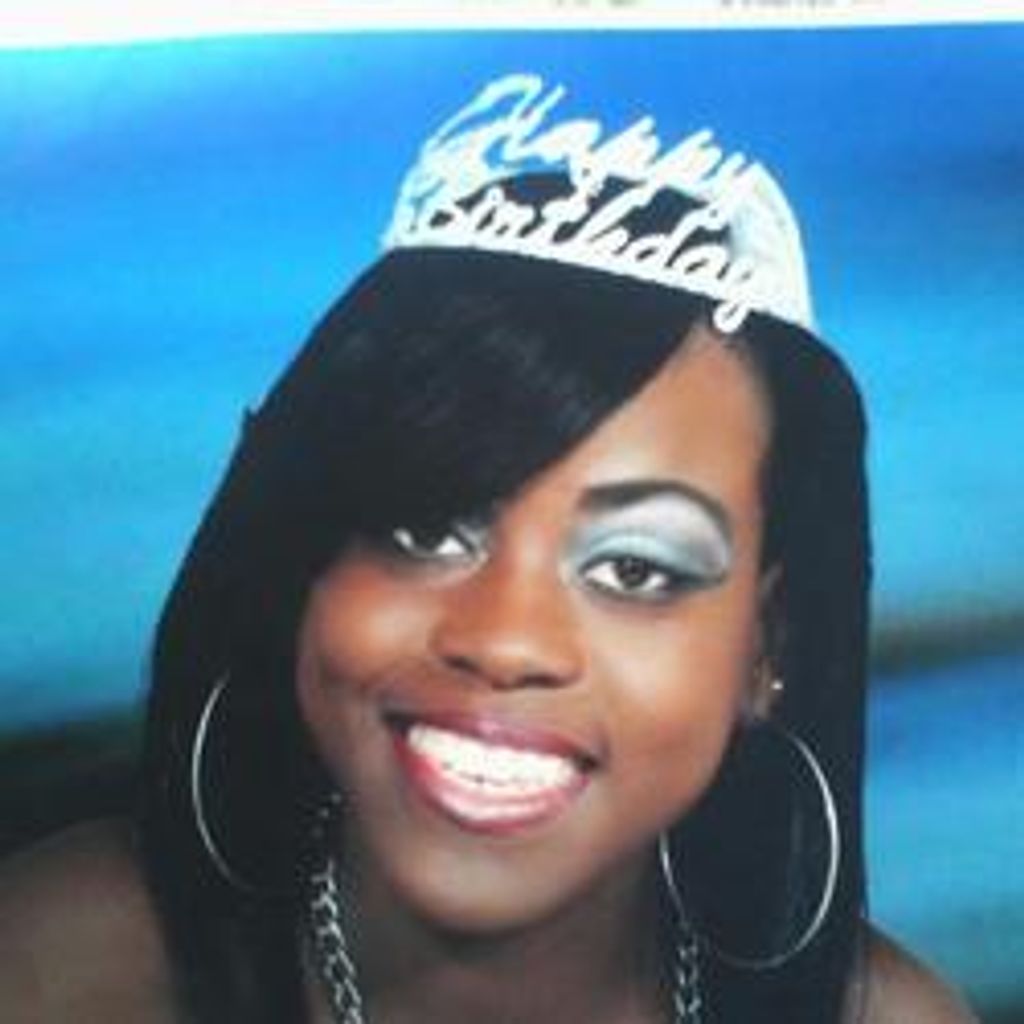 Shaquell Yvonne Mackey Profile Photo