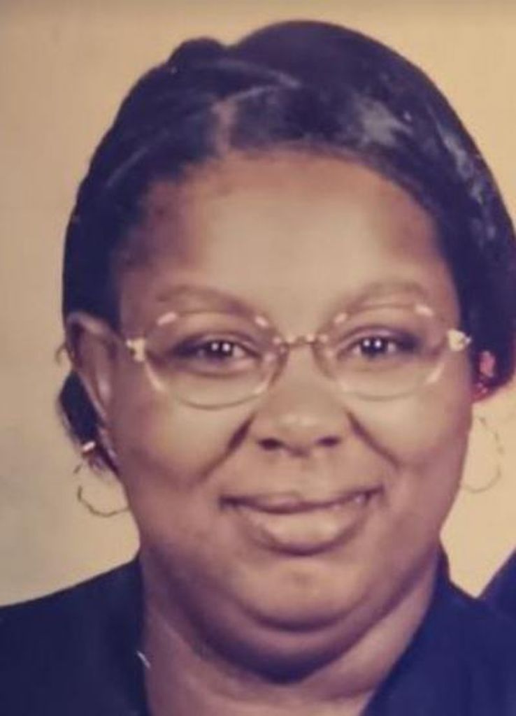 Tracy Jones-Bates Profile Photo