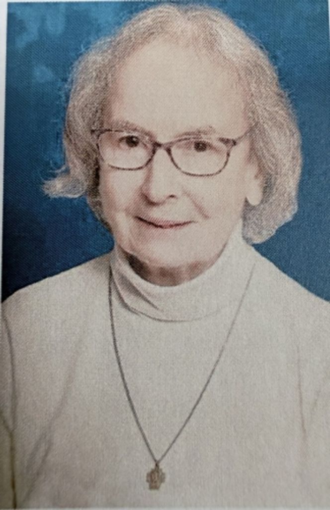 Sister DeChantal LaRow DC Profile Photo