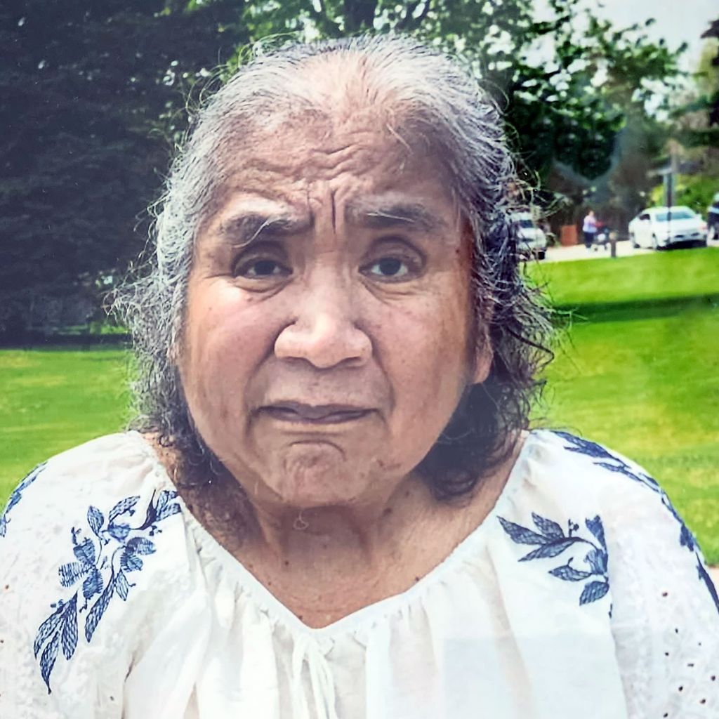 Esther Gutierrez Profile Photo