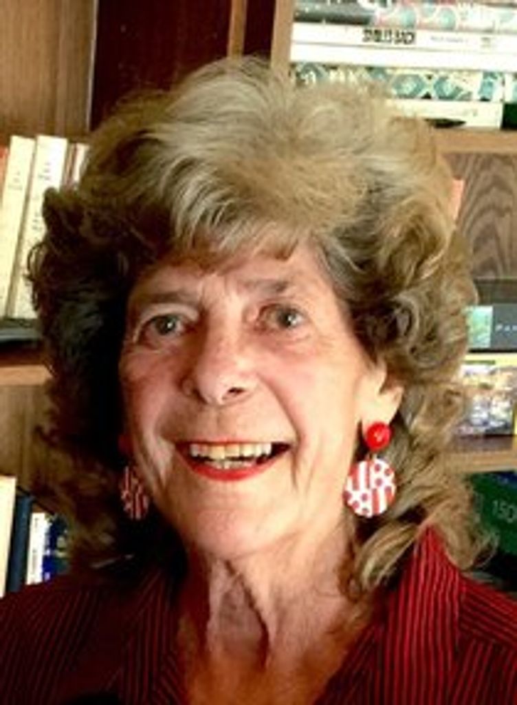 Joan  Lavone  Darling