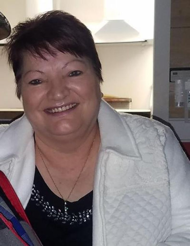 Donna Root Profile Photo