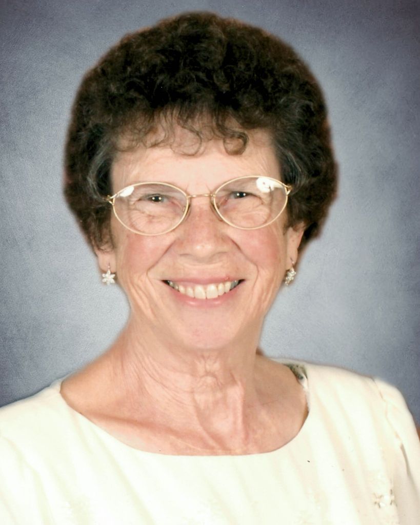 Louise Ivadell Petersen Profile Photo