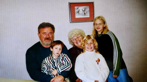 Carolyn J. (Bergstrom)  Bohl photo gallery thumbnail 11 of 133