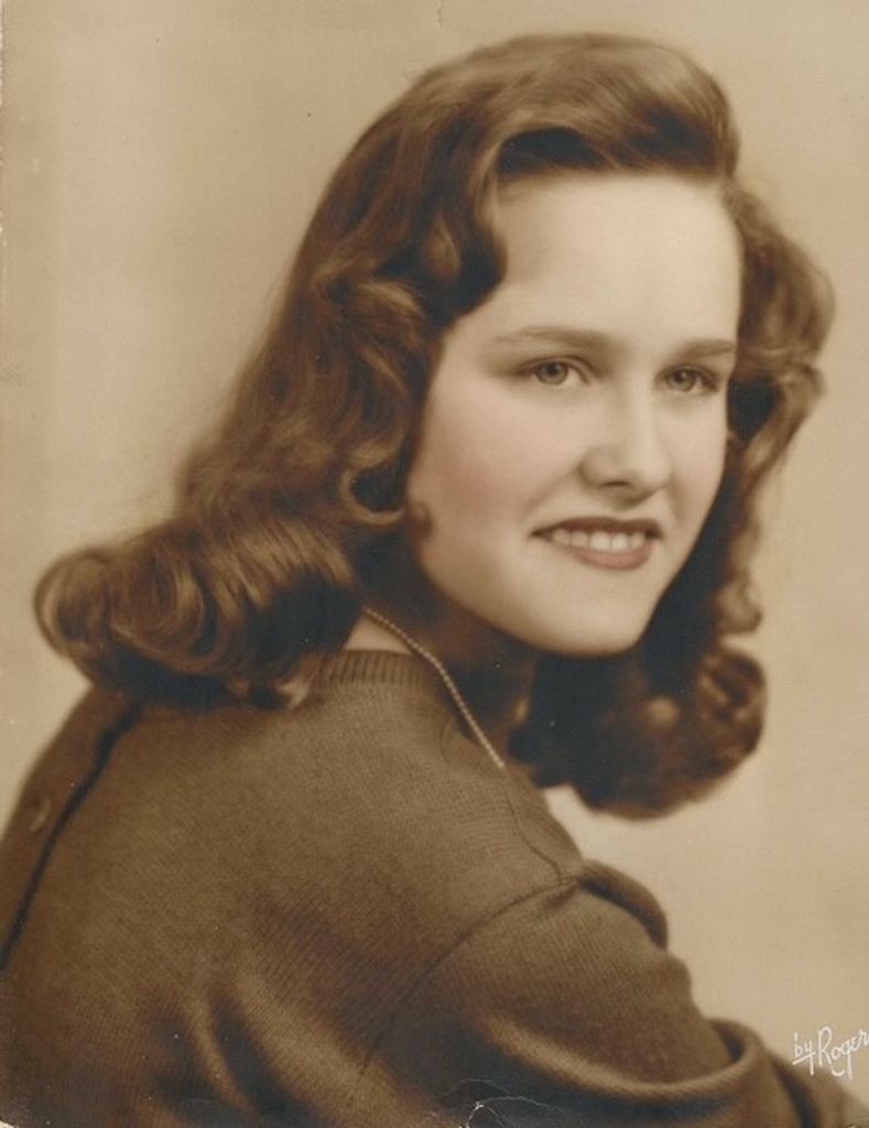 Dolores Lee (Davies)  Krivach Profile Photo