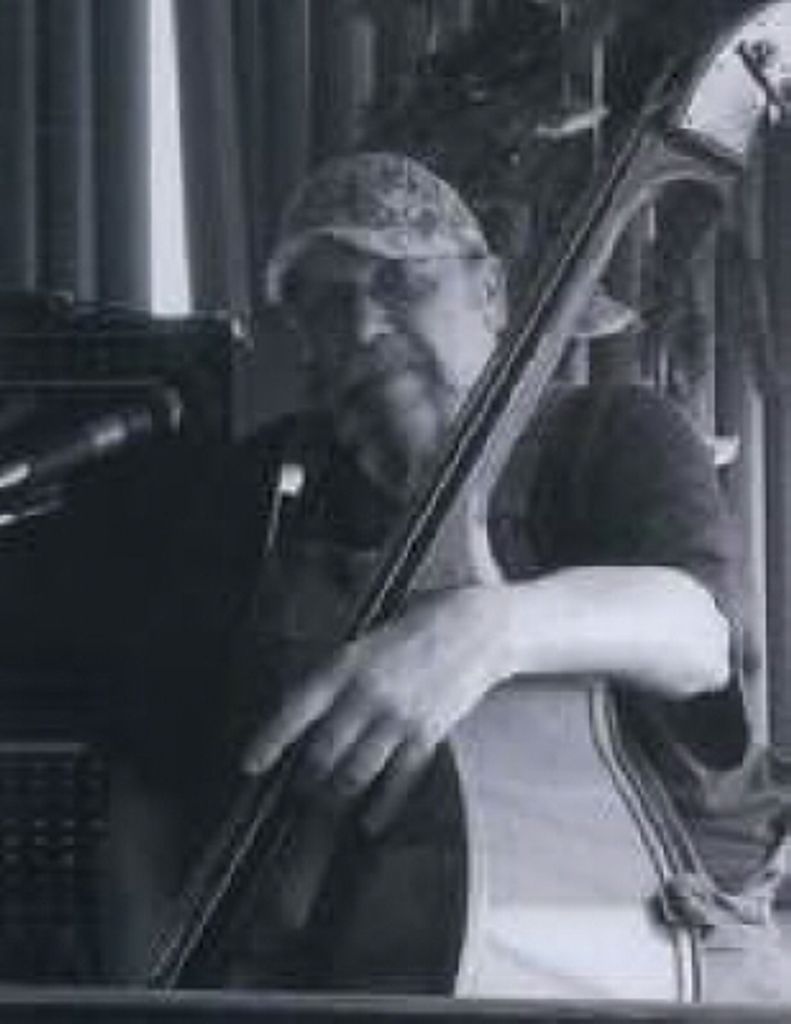 Thomas  E. Mee