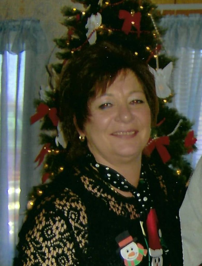 Lorraine &quot;Lori&quot; Salmons