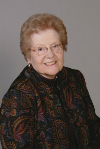 Verna F. Edwards Strandlund photo gallery thumbnail 64 of 75