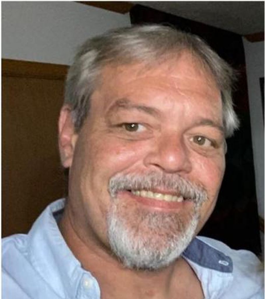 Eric Macklin Wells Profile Photo