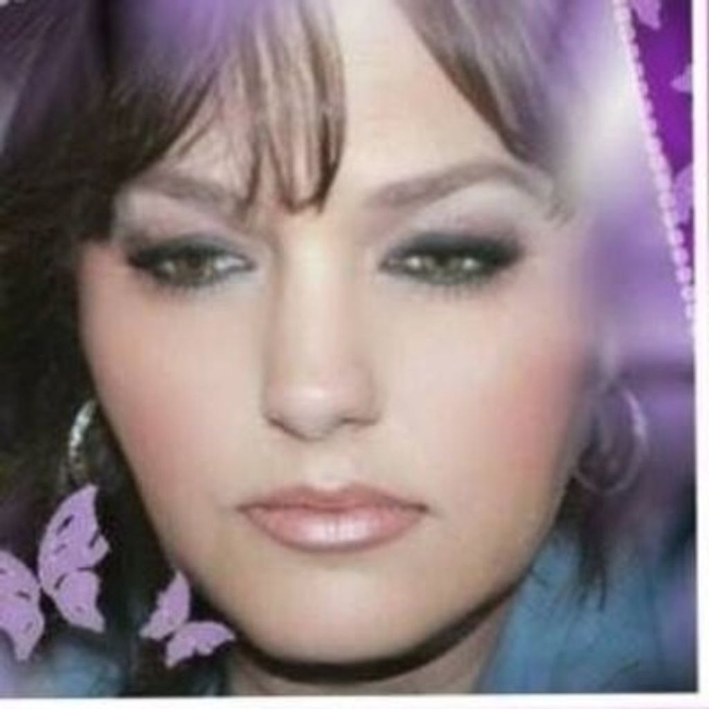 Rebecca Jones Bias Profile Photo