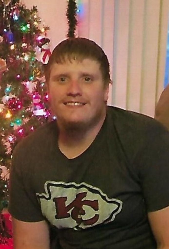 Logan Wesley Kelly Profile Photo