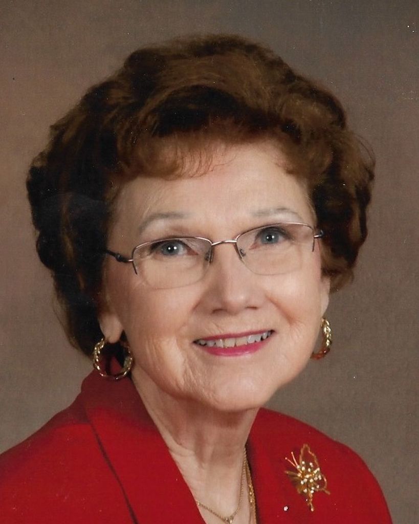 Pat Stavinoha Dierschke Profile Photo